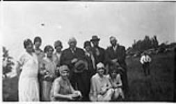 U.E.L. Celebration, Deseronto, Ontario. Pageant of the arrival of the Mohawks. Group of spectators awaiting the arrival June 1929, May 22, 1784