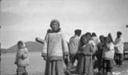 [Group of Inuit children at Hebron] Original title: Natives at Hebron September 1926.