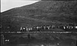 Cérémonie d'adieu à Pangnirtung (T.N.-O.), 13 juillet 1936 13 Juillet 1936.
