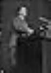 Adolf Hitler prononçant un discours durant la campagne électorale allemande de 1936 Mar. 1936