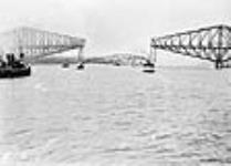 Effondrement de la travée centrale du pont de Québec 1916