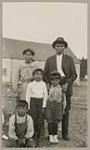 [Anishinaabe family] 1920