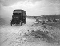 Heavy artillery in action. Advance East of Arras. Sept. 1918  September, 1918.