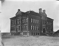 Public School - 1904. 1868-1923