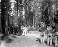 [L'entourage royale dans les bois de Rockcliffe] 23 septembre 1901.