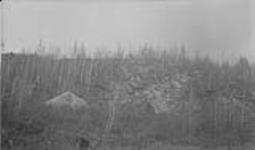 Euxenite land Monazite bearing pegmatite dyke, West Portland twp., P.Q. (Lapointe Mine) Oct. 1930