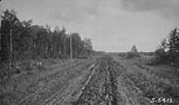 Graded road, Riverton - Arborg, Man. 1922