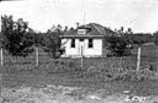 32-35-3-2 Ormsby school [about 5 mi. N.E. of Stenen, Sask.] 1923