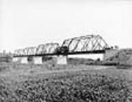 Freeport Bridge on P. & B. and G. P. & H. Street railway. 1905