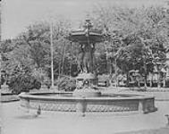 Fountain in Strathcona Park. 1925