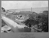 "Collingwood" being launched, [Collingwood, Ont.], 30 Oct., [1907] 30 Oct. 1907