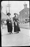 Women on Raglan Street ca. 1910