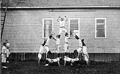 Mond:in Voimistelu Seura (Mond Athletic Society) 1916