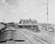 Northern Railway of Canada station, showing junction of lines from Toronto to Collingwood (left) and Barrie (right) ca.1860
