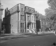 University Settlement - Buy Building on St.Urbain Street. 6 June 1949