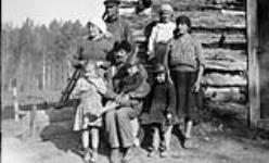Andrzej Petelski family, Benito, Manitoba. ca. 1931.