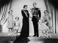Official Christmas photo of the Dutch Royal Family: Princess Juliana, Prince Bernhard and family. 1948