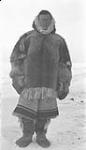 [Le rév. Donald B. Marsh, alors qu'il vivait à Eskimo Point dans les années 1930] ca 1930s.