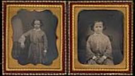 Jeune gar(LAL)on assis non-identifié probablement de la famille Chaplin portant une tunique brodée (voir PA-134885) vers 1857