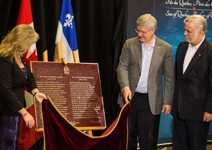 [Prime Minister Stephen Harper, Denis Lebel, Shelly Glover and Philippe Couillard, Premier of Quebec, unveil a commemorative plaque in honour of Sir George-Étienne Cartier in Québec City, Quebec] 6 September 2014
