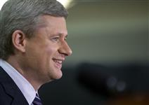 [Prime Minister Stephen Harper holds a joint news conference with Colombian President Álvaro Uribe Velez after the signing of a free trade agreement between Canada and Colombia while in Lima, Peru] 21 November 2008