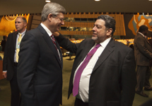 [Prime Minister Stephen Harper meets Ralph Gonsalves, Prime Minister of St. Vincent and the Grenadines, at the United Nations General Assembly in New York City] 23 September 2010