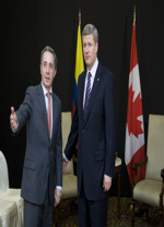 [Prime Minister Stephen Harper hosts a bilateral meeting with Colombian President Álvaro Uribe Velez while in Lima, Peru] 21 November 2008