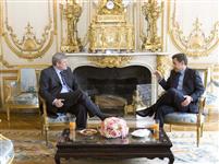 [Prime Minister Stephen Harper meets with French President Nicolas Sarkozy at the Élysée Palace in Paris, France] 5 June 2007