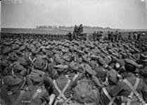 Sir Robert Borden speaking to 3rd Canadian Infantry Brigade. July, 1918 July, 1918
