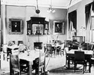 (Parliament Buildings) Banquet Room (small dining room) House of Commons [ca. 1902].