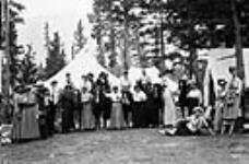 Excursion de la presse, Tent City, lac Beauvert, parc de Jasper, Alberta July, 1914.