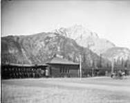 [Arrival of the CPR train at Banff, Alta.] October 4, 1901.
