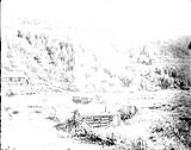[Mining scene in the Klondike 1898-1910]