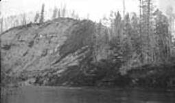 Hangingstone Creek, High exposure at Sta. 8, West side, Athabasca River, Alta 1913