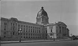Parliament Buildings, Regina, Sask Sept. 1930