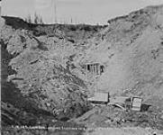 Ground sluicing on Acklin's farm. 300ft. tunnel May 1901