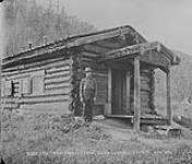 Judge Cornell's cabin Aug. 1901