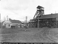 General view No. 5 Mine, showing tipple and sub-station, Cumberland, B.C