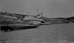 Steamer "Grahame" at [Fort] Smith Landing, 1910