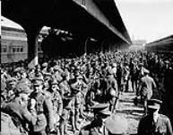(World War I - 1914 - 1918) Fifth & Seventh Batteries, C.F.A. arriving in Montreal, P.Q., for demobilization, 1919 1919