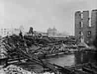 Rear of match factory, Ottawa - Hull Fire of 1900 [c.a. Apri1 26, 1900]