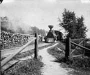 Wideguage Miniature Railway made connection between Grenville and Carillon, P.Q. 1898 ca. 1900 - ca. 1939