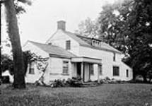 The home of Daniel Servos, Palatine Hill, Ontario, near Niagara-on-the-Lake 1784, Aug., 1st. 1925