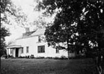 The home of Daniel Servos, Palatine Hill, Ontario, near Niagara-on-the-Lake 1784, Aug., 1st, 1925
