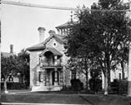 Residence of Thomas Ahearn, 584 Maria Street [now Laurier Ave] Ottawa, Ontario June, 1902