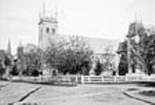 View on Renfrew Street, Bishop's Palace, Convent and Presbyterian Church 1905