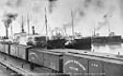 Steamships waiting to load at C.N.R. elevator, Port Arthur, 4th Dec. 1909 4 De 1909