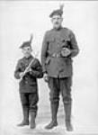 Les grands et les petits du 85e bataillon 1915