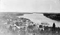 Historical village of Queenstown and Lower Niagara River, from Queenston Heights, Canada 1921