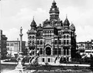 City Hall and Volunteers' Monument ca. 1900-1925